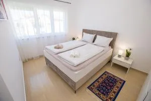 LUNA - (( Velovići ))