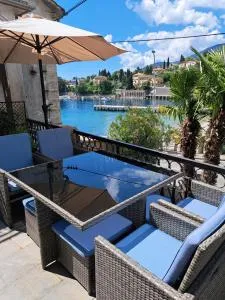 Apartment by the sea - 伊卡