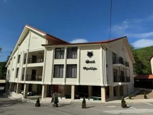 Conacul Peștera Urșilor - Pietroasa