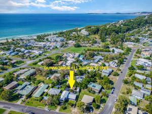 Dunworkin Rainbow Beach