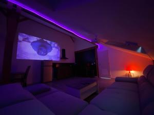 La Bulle Jacuzzi, dome et terasse à la campagne