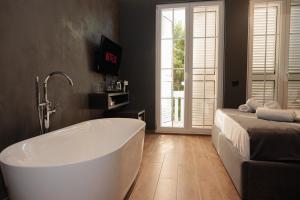 Bel Ami Tirana - Hotels, Tirana