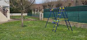 Maisons de vacances Pavillon avec jardin clos au bord de l'Yonne : photos des chambres