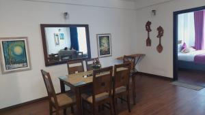 Chanya Luxury Apartment, S 31, Lake View Residencies