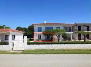Apt al mare