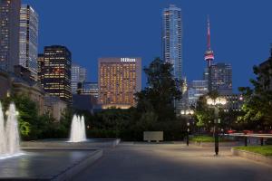 Hilton Toronto - Отели, Торонто