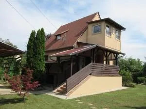 Írisz nyaraló - REV-10 - Révfülöp