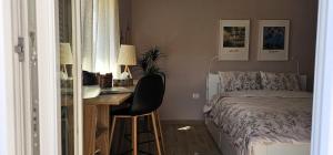 Nuçis Place 3, cozy 1 bedroom apartment with balcony near Bllok