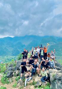 Nhis House & Safari -Motorbike Rental-Tour