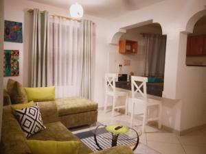 Nyalis Kijani house with BALCONY AND HOT SHOWER