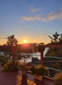 Hatchet Harbour Vacation Home - Ґандер