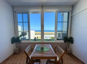 The Lucky Beach Apartment