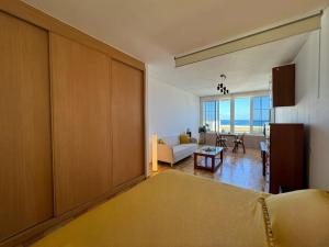 The Lucky Beach Apartment