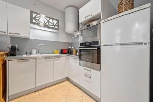 Maisons de vacances La Maison de Roselyne 5 Pers 250M du centre ville : photos des chambres