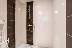 Maisons de vacances Gite avec jacuzzi charme et confort : photos des chambres