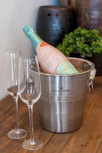 Clifton YOLO Spaces - Clifton Sea View Apartments