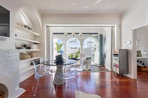 Clifton YOLO Spaces - Clifton Sea View Apartments