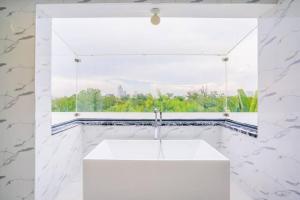 TagVilla Palm Spring Villa in Pattaya 06 Bedroom