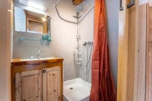 Maisons de vacances Gite pour 20 personnes, Les Orres : photos des chambres