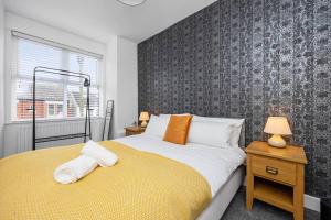 Totland Retreat Cosy Garden Flat Entire Home - Pass The Keys