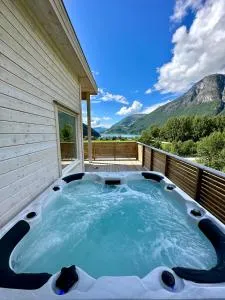 Loen Panorama - 卢恩