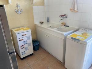 Maisons de vacances Maison de vacances avec terrasse, jardin, garage, animaux acceptes a Royan - FR-1-494-116 : photos des chambres