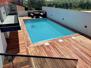 Villa Monte R+Luxury