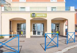 Hotels B&B HOTEL Martigues Port-de-Bouc : photos des chambres