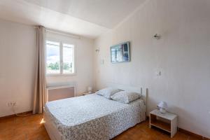 Appartements Cote Oliviers 6P - Appt avec piscine partagee : photos des chambres