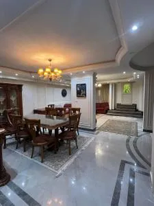 Spacious newly innovated apartment in Prime location - El-Wayâsfa