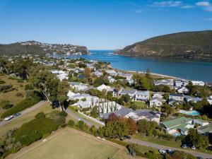 Lagoon Serenity Retreat