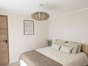 Villa vue Mer -5 mn des plages - grand jardin-cuisine dété- 4 chambres