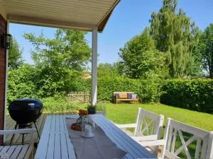 Ferienhaus Grosses Meer mit Ruderboot - Bedekaspel