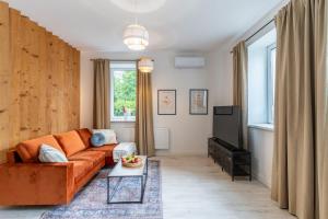 Apartment Quiet Street 111E