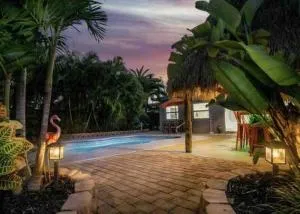 Personal Private Resort Two Houses Sleeps 16 - Big Pine Key