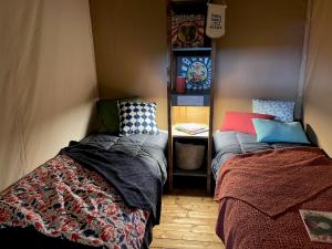 Campings La Clairiere - ecolieu de vacances : photos des chambres