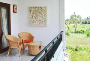 dSawah Amed Homestay & Warung