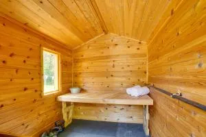 The I House Interlochen Home with Sauna, Fireplace - Interlochen