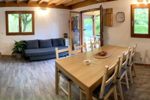 Chalet (6-8 pers) au bord du lac d’Annecy