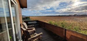 2Bed Chalet Sleeps 5 - Dogs Free Parking SeaView