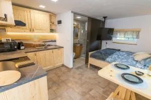 Studio Barbara - Polje