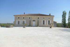 Villas Prestigious 18th century house with mirror pool : photos des chambres