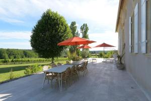 Villas Prestigious 18th century house with mirror pool : photos des chambres