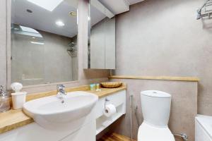 Lake Terrace Tower - Stunning One Bedroom
