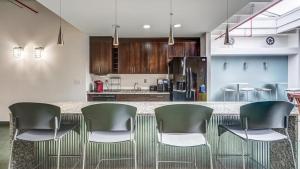 Landing at Hopper Lofts - 2 Bedrooms in Manchester