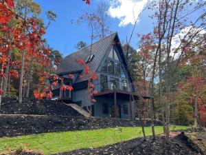 Cottage room in Lakefront Keowee Luxury Cottages 129