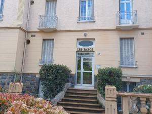 Appartements Studio M proche des thermes de Royat Chamalieres a pieds : photos des chambres