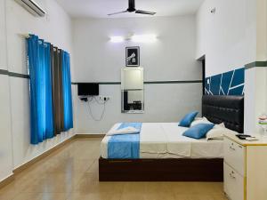 Valiyaparambil residency