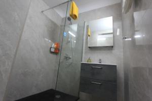 Superb Apartment steps away from Finikoudes Beach