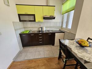 Studio apartment in Duce with sea view, balcony, air conditioning, WiFi 5067-6 